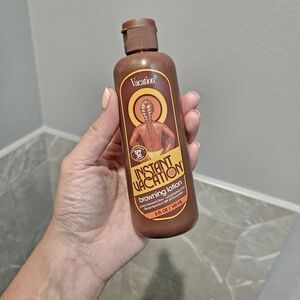Instant Vacation® "Paradise in a Bottle" SPF 30 Bronzing Lotion